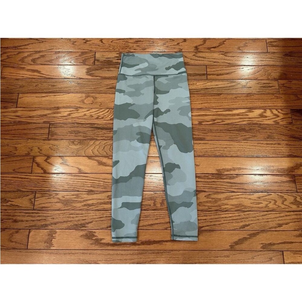 Aerie Green Camo Leggings Medium M
